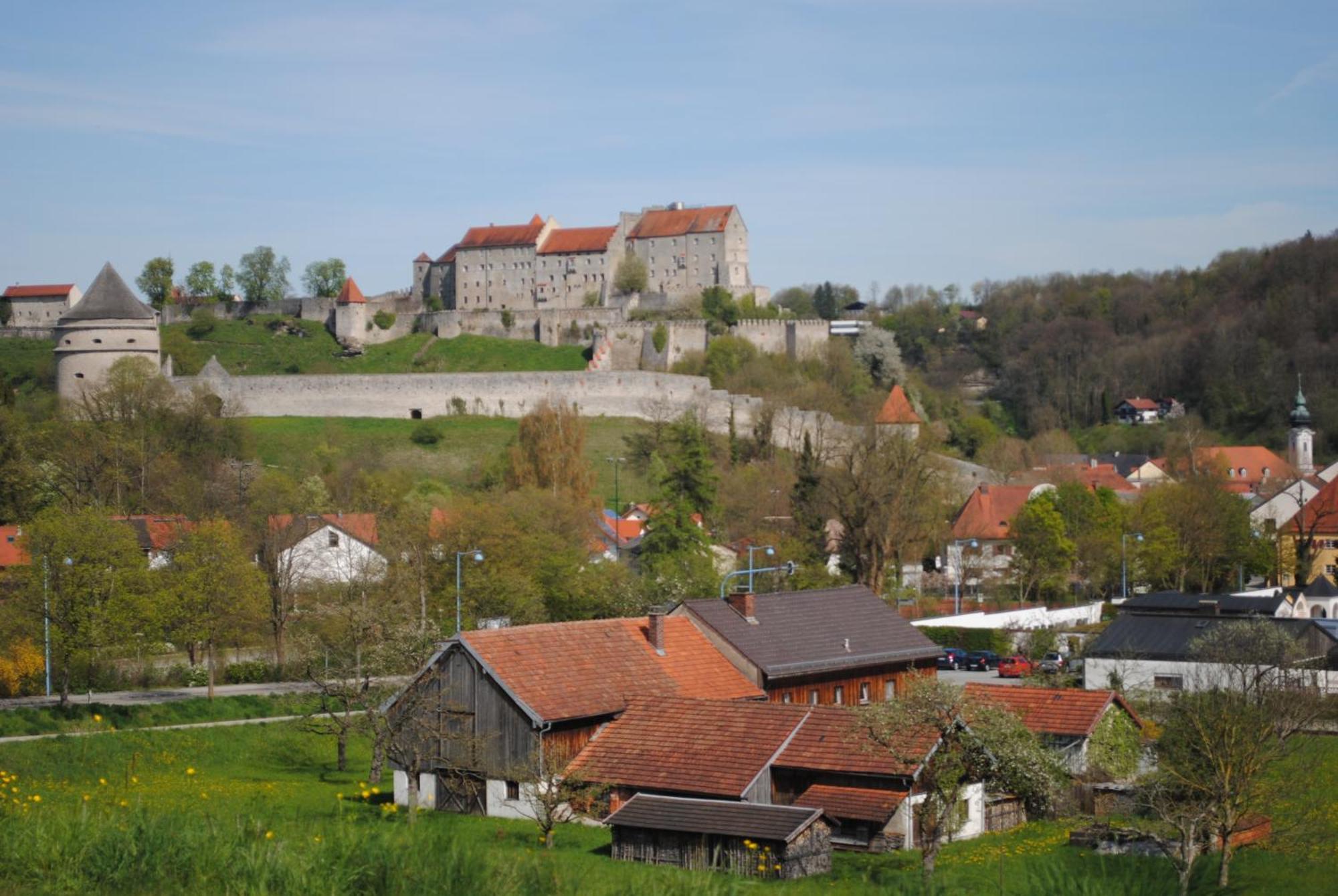 Hotel Garni Lindacher Hof Burghausen Kültér fotó